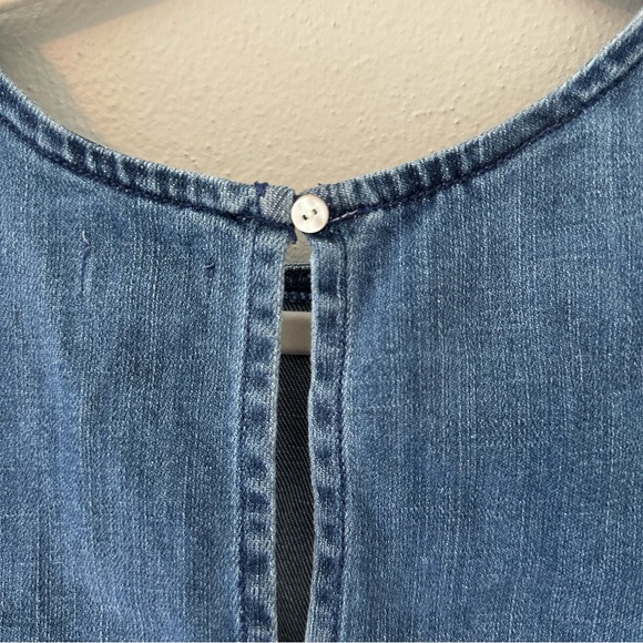 Aerie (Medium) Sleeveless Chambray Open Back Top - Picture 4 of 6